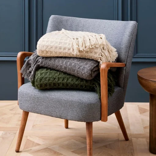 Alec Throw · Forest Green