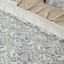 Antonio Quilt Cover