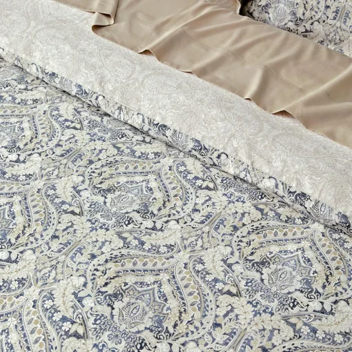 Antonio Quilt Cover