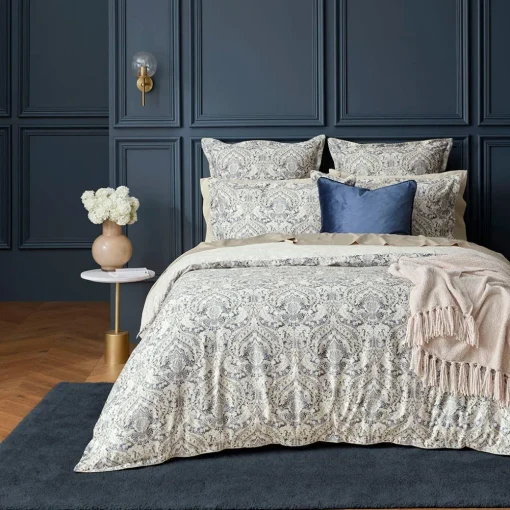 Antonio Quilt Cover