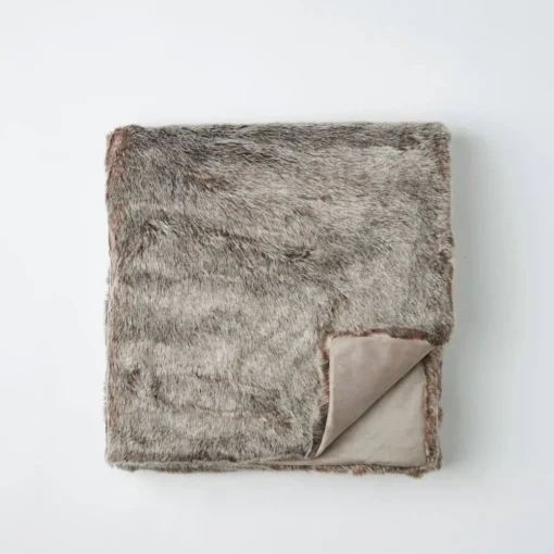 Arctic Faux Fur Throw - Possum
