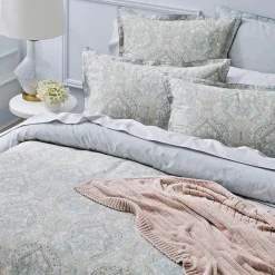 Armando Quilt Cover