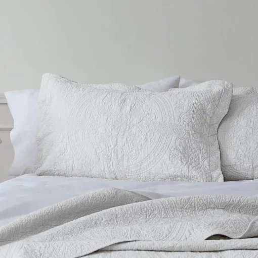 Artemida Bedspread - White