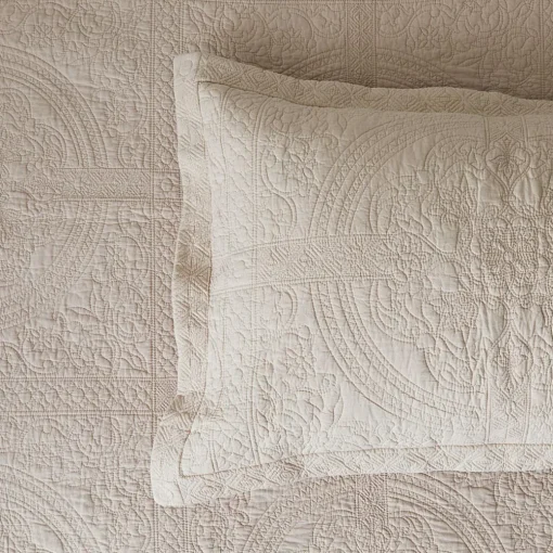 Artemida Bedspread - White