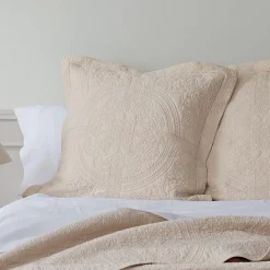Artemida Bedspread - White