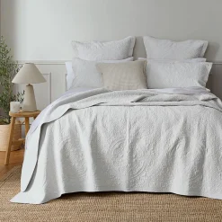Artemida Bedspread - White