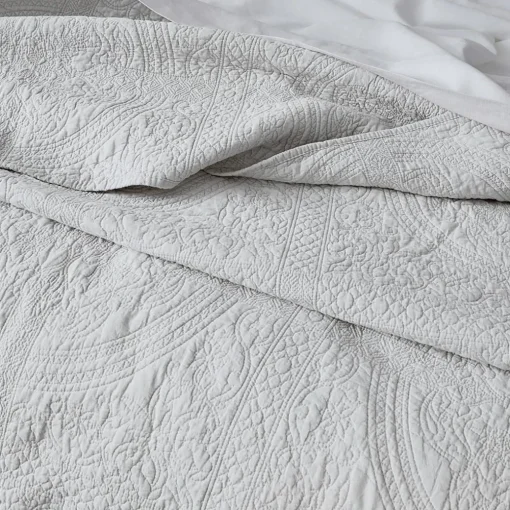Artemida Bedspread - White