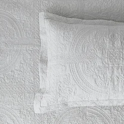 Artemida Bedspread - White