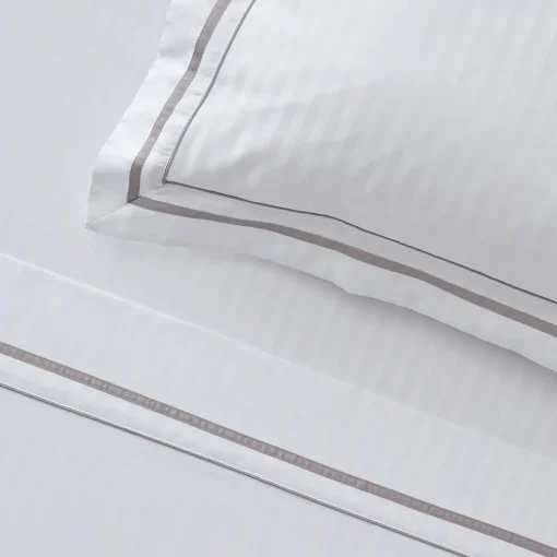 Cambridge 800 TC Egyptian Cotton Flat Sheets - White Navy