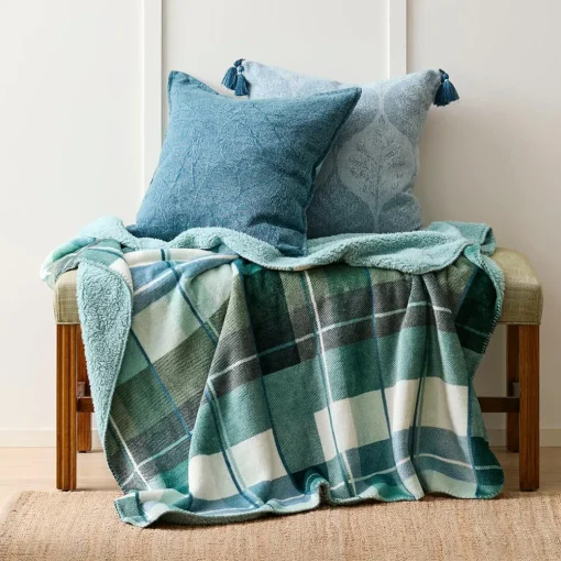 Cameron Linen Cushion - Midnight/Teal