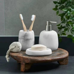 Cantelo Bathroom Accessories
