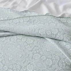 Carina Bedspread - Sage/Ivory