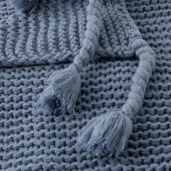Chunky Tassel Throw - Pine
