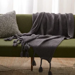Chunky Tassel Throw - Pine