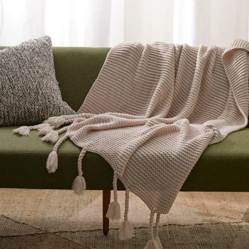 Chunky Tassel Throw - Pine