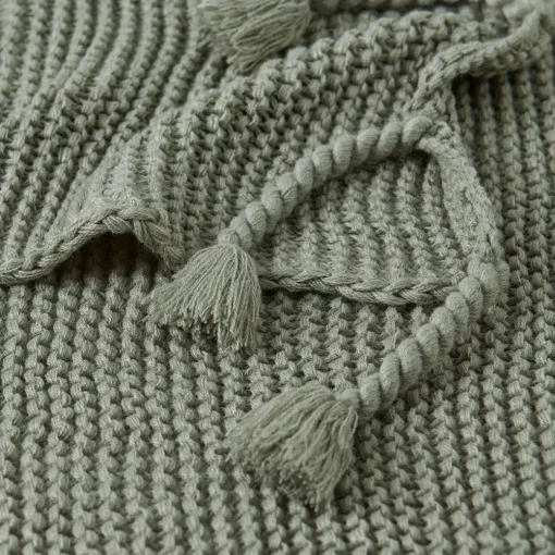 Chunky Tassel Throw - Pine