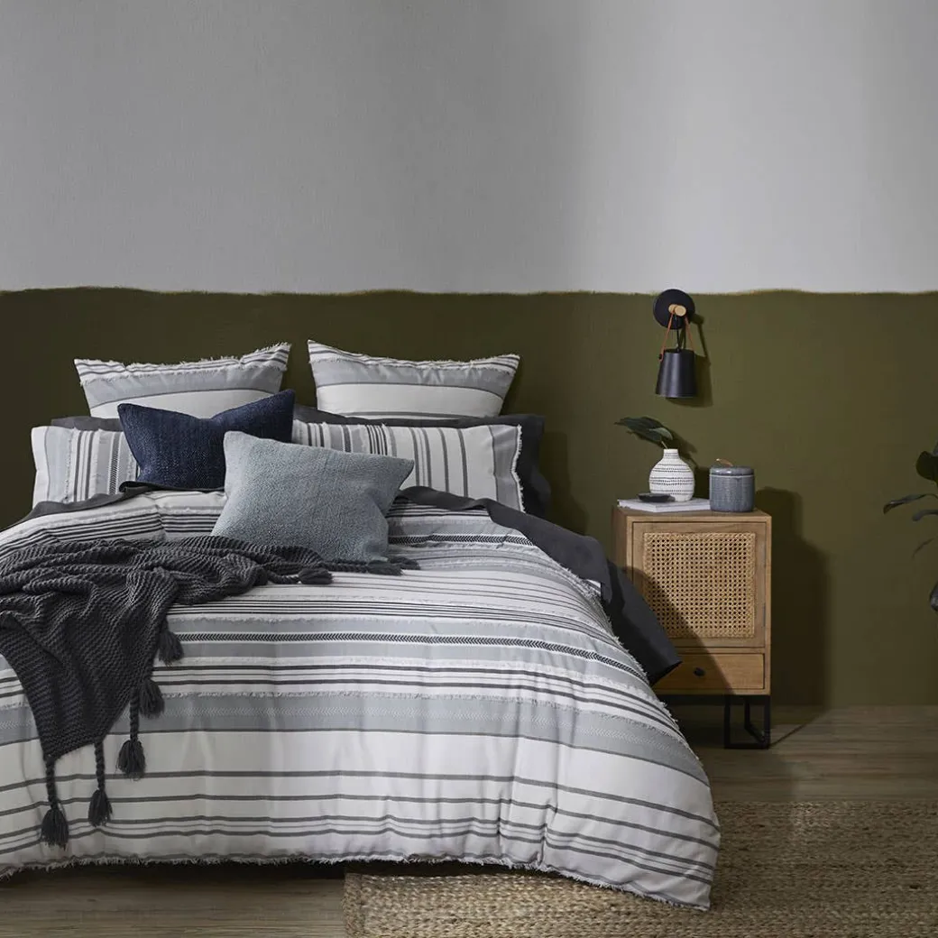 Corgan Quilt Cover - Seaspray/White