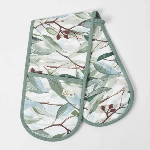 Flowering Gum Apron And Oven Mitts