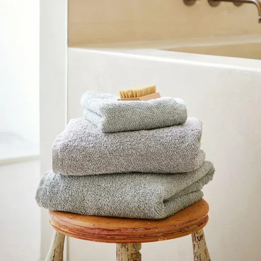 Izak Cotton Bamboo Towel - Olive