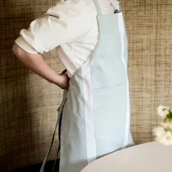 Jade Adjustable Apron and Oven Mits