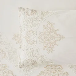 Jolie Quilt Cover