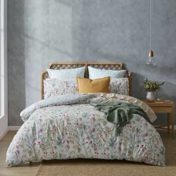 Kate Quilt Cover - Floral