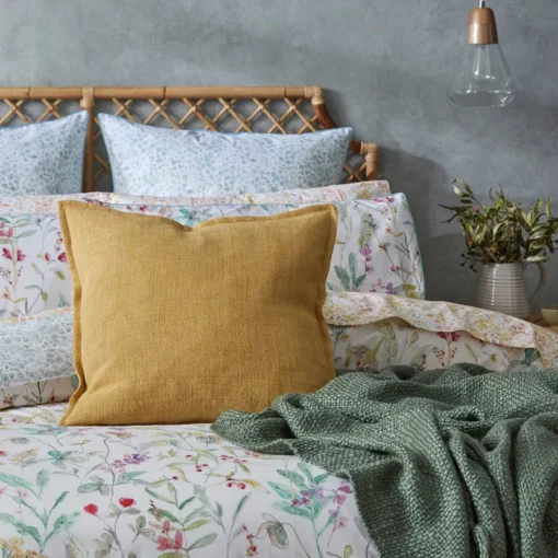 Kate Quilt Cover - Floral