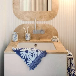 Lila Bathroom Accessories