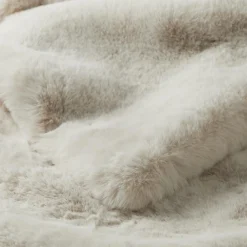 Luxury Faux Fur Throw - Silver