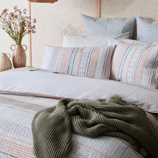Magnus Quilt Cover