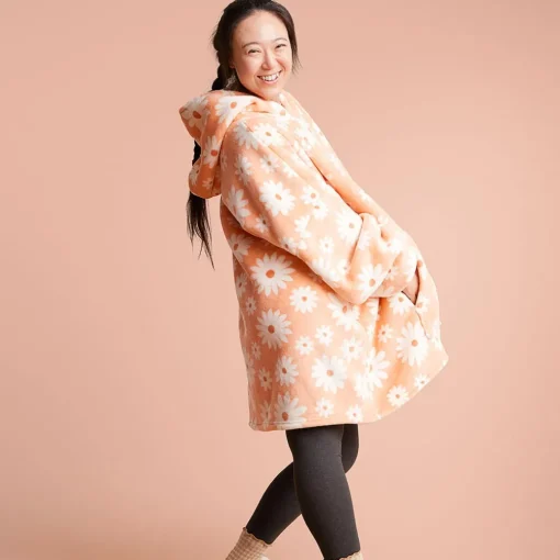 Marguerite Hooded Sherpa Blanket