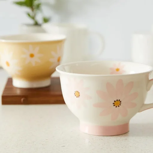 Marguerite Pedestal Mug