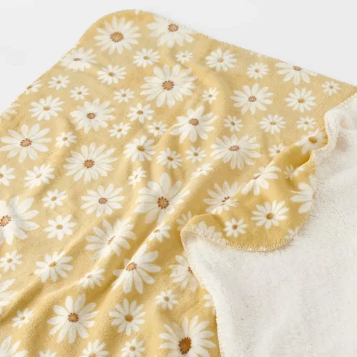 Marguerite Sherpa Throw