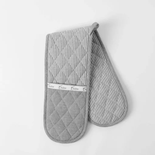 Marlton Apron And Oven Mitts