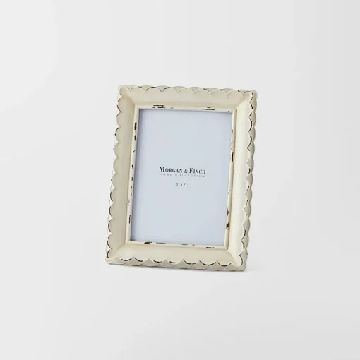 Nara Photo Frame