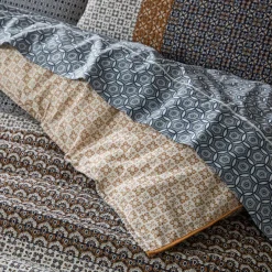 Oliver Quilt Cover