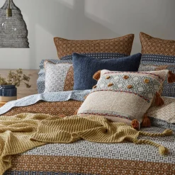 Oliver Quilt Cover
