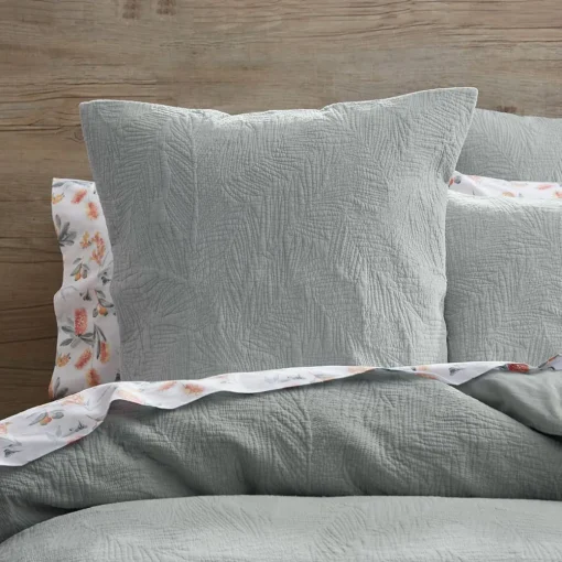 Palm Leaf Quilt Cover