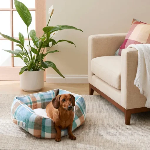 Plush Pet Bed - Hemsley/Blue