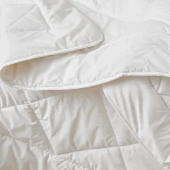 Pure New Wool Quilt