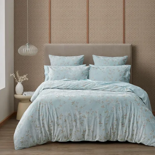 Raine Velvet Quilt Cover
