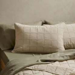 Reid Coverlet - Oatmeal