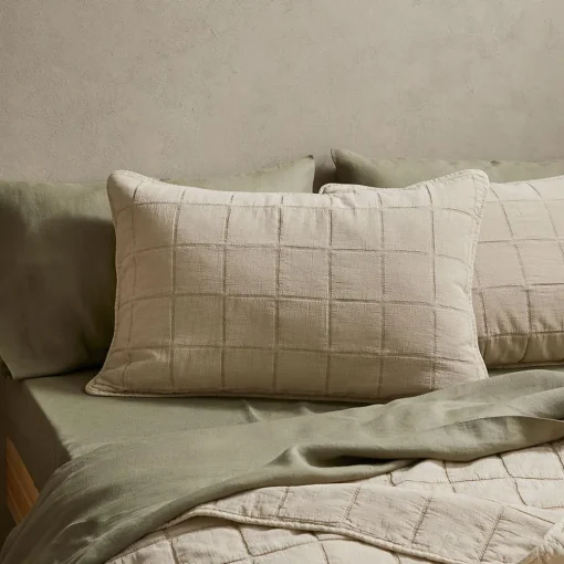 Reid Coverlet - Oatmeal