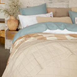 Reid Coverlet - Oatmeal