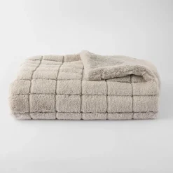 Sable Faux Fur Throw - Dove Grey
