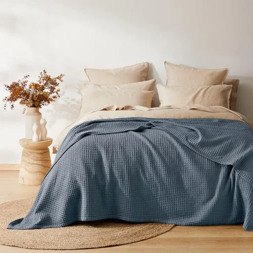 Sebastian Waffle Blanket - Olive Green