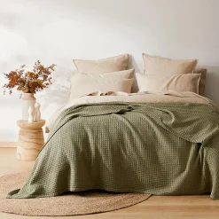 Sebastian Waffle Blanket - Olive Green