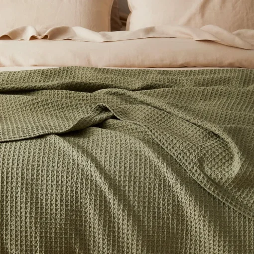 Sebastian Waffle Blanket - Olive Green