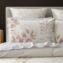 Smokebush Quilt Cover