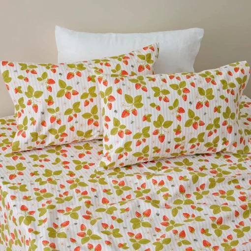 Strawberry Stripe Flannelette Sheet Set